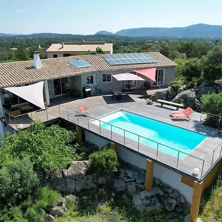 140 M2 3 Porto-vecchio Piscine Porto-vecchio * Porto-Vecchio (Corsica)